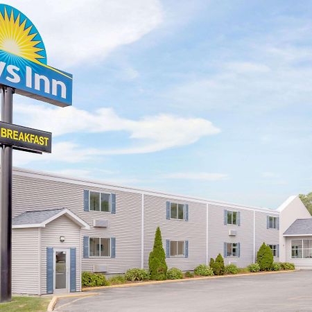 Days Inn By Wyndham Cedar Falls- University Plaza Eksteriør billede